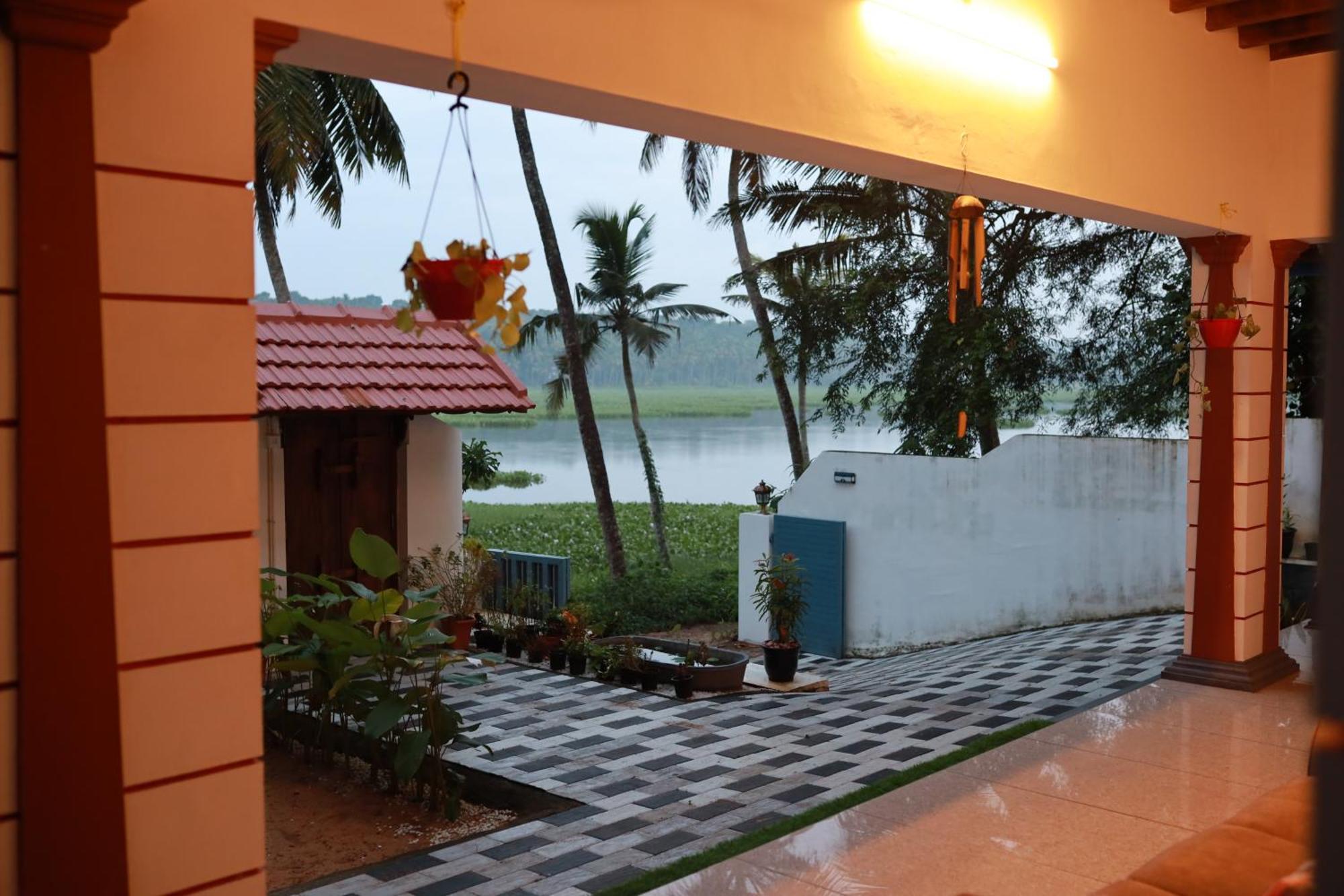 Kovalam Lake View Villa Vellayani Exteriér fotografie